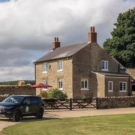 Luxury Farmhouse With Stunning Views And Hot Tub Ebberston Экстерьер фото