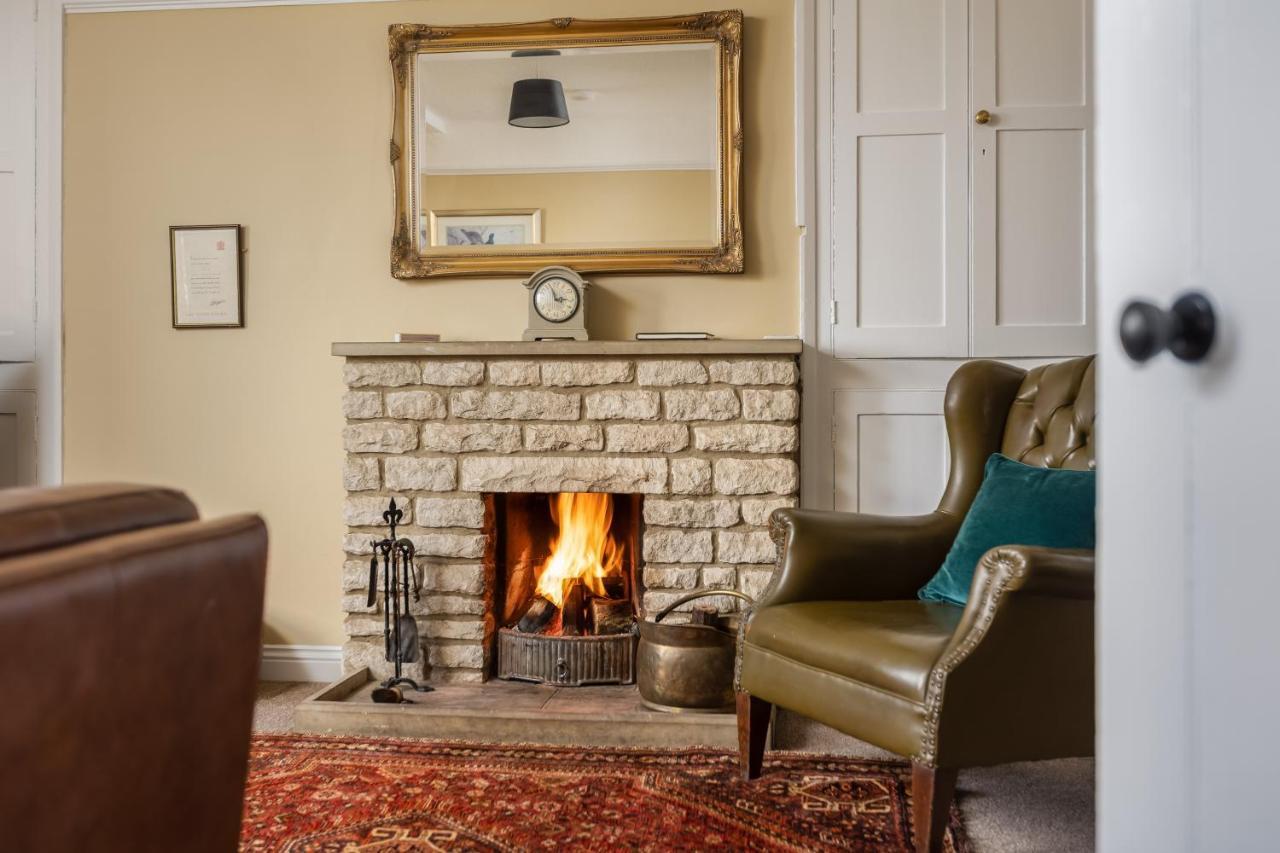 Luxury Farmhouse With Stunning Views And Hot Tub Ebberston Экстерьер фото